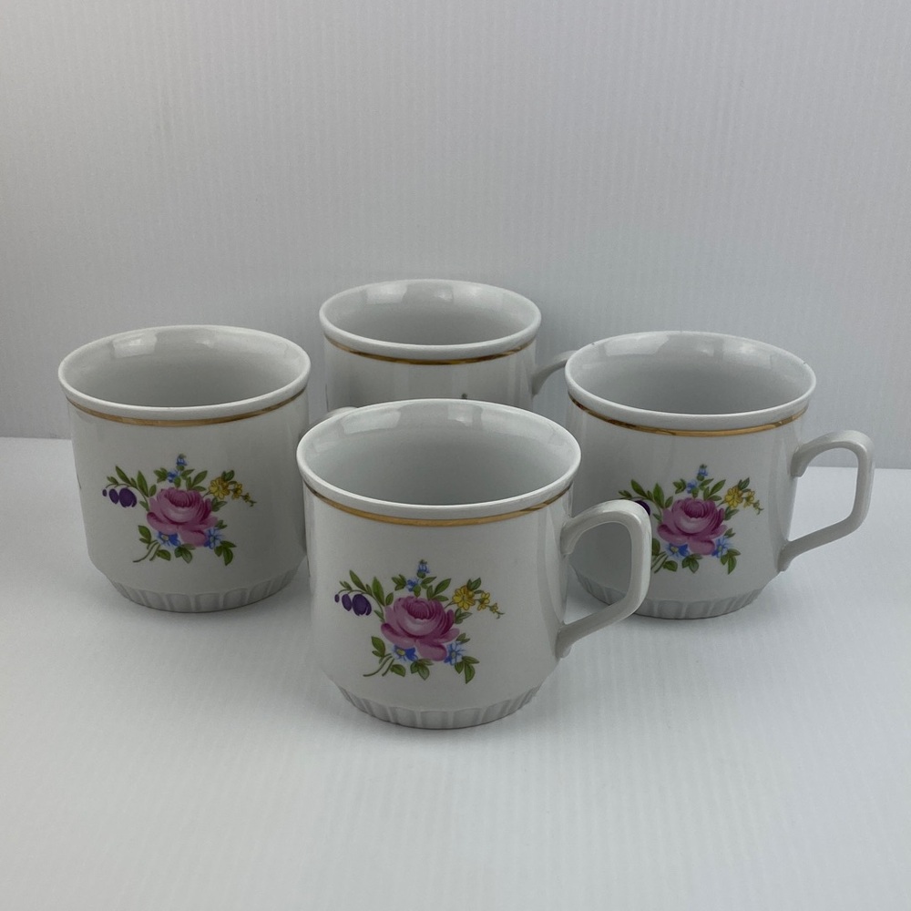 Jlmenau 70's Mug Set Porcelain Floral 10 ounce cups.